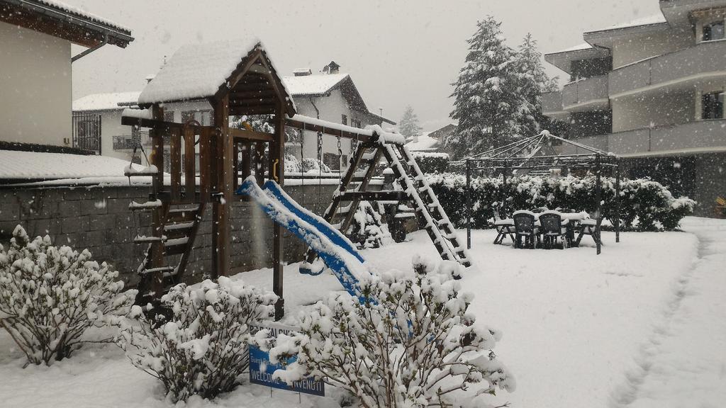 Affittacamere Valchiavenna - Foresteria Lombarda Con Parcheggio Privato Sul Posto! Apprezzata Gestione Familiare Dal 2012, Qualita-Prezzo Top! "Guest-House With Private Parking On Site! Appreciated Family Management Since 2012, Quality-Price Top!" Exterior photo
