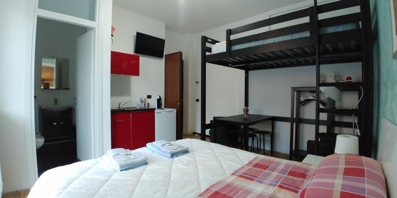 Affittacamere Valchiavenna - Foresteria Lombarda Con Parcheggio Privato Sul Posto! Apprezzata Gestione Familiare Dal 2012, Qualita-Prezzo Top! "Guest-House With Private Parking On Site! Appreciated Family Management Since 2012, Quality-Price Top!" Exterior photo